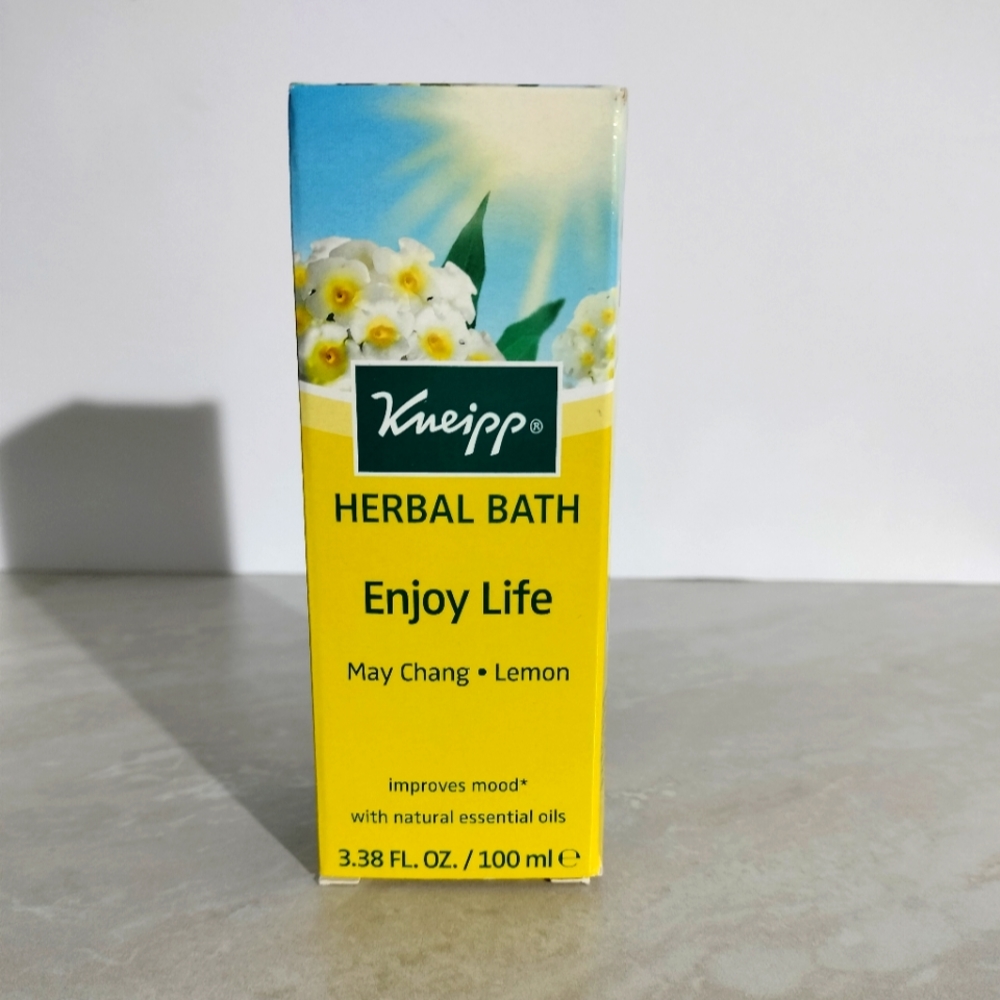 Kneipp Herbal Vegan Bath Oil  Enjoy Life May Chang and Lemon 3.38 FL OZ NIB